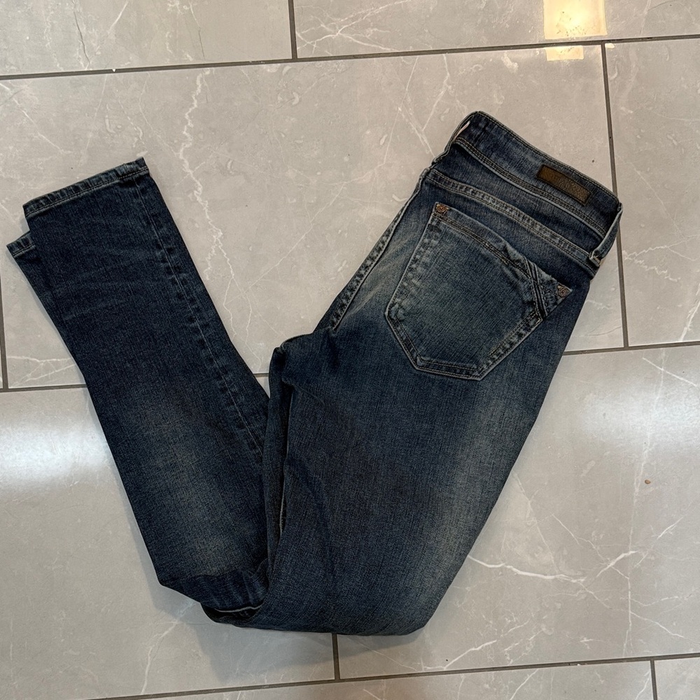 Buckle Women's Dark Blue Skinny Jeans